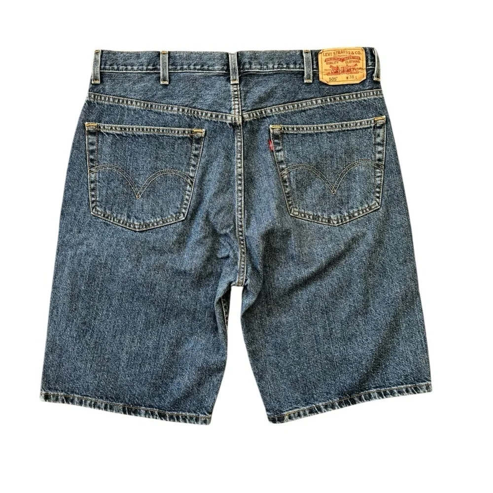 Levi’s Men’s 505 Regular Fit Denim Jean Shorts Jorts 38X10” Med Wash 100% Cotton